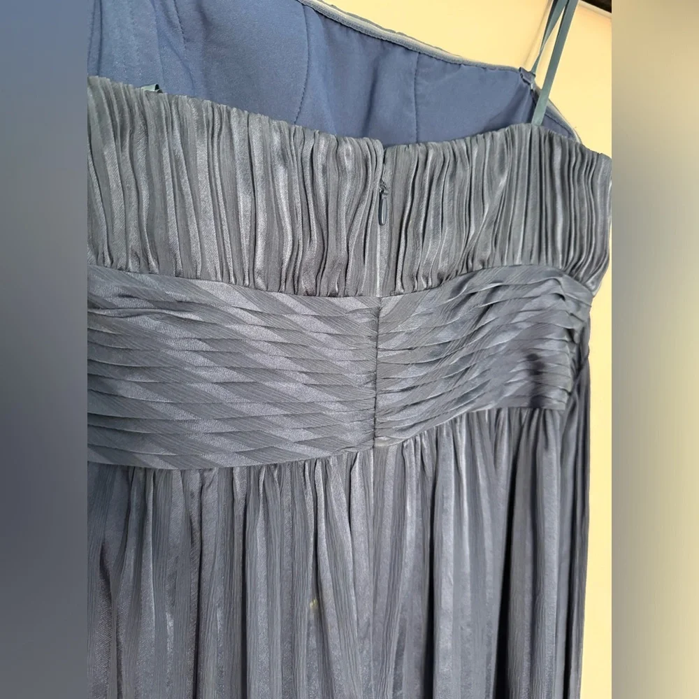 BCBGMAXAZRIA Blue Pleated Dress, Floor Length.
Beautiful Dress!! - Picture 6 of 7